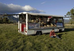 食料品屋の息子
