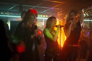 崖っぷちの女たち